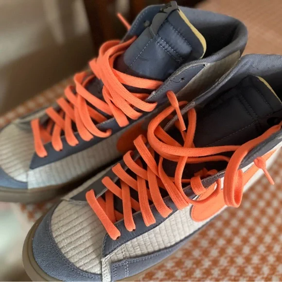 Nike High-Top Sneakers in Blue and Orange BMH blazer